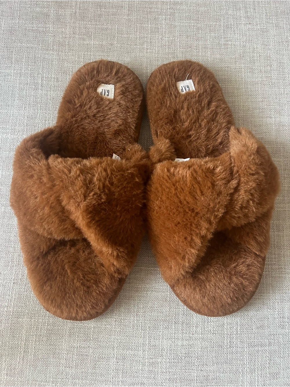 GAP Women's Faux Fur Cozy loungewear Slide Slippers Chestnut Brown, size 7/8